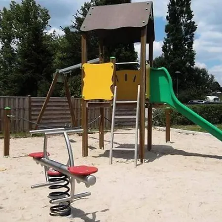 キャンプ場 Mobil 5 Pers A Avec Terrasse - Api-1-52-587 Avrillé