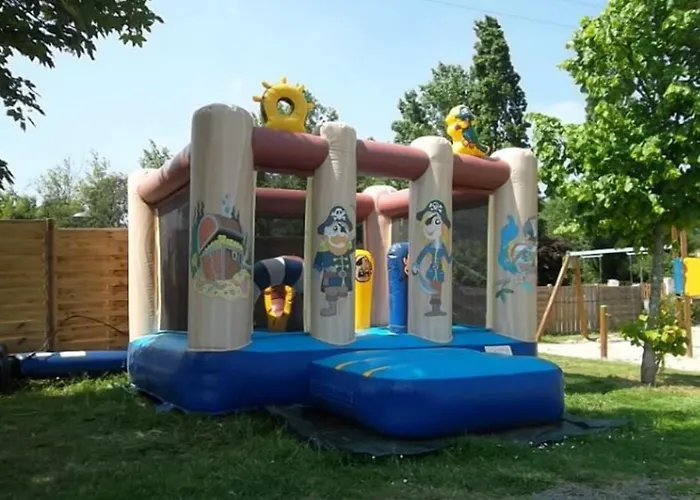 Campsite Mobil 5 Pers A Avec Terrasse - Api-1-52-587 Avrille (Vendee)